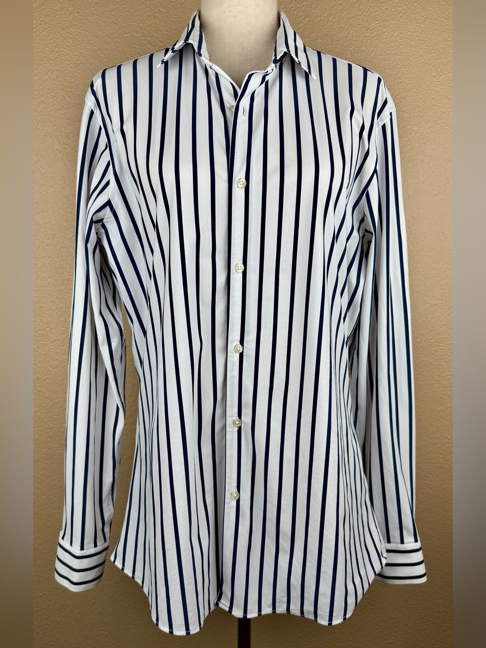 Zara women’s long sleeve button down blouse. Navy/white stripes. Slim Fit. Large